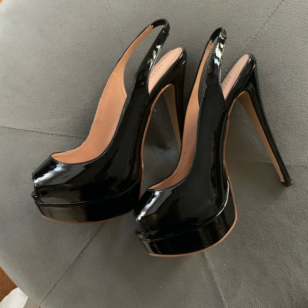 Black High Heels NWOT
